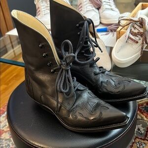 VINTAGE, SANCHO BOOTS , made in SPAIN , Stylish Black women’s Leather , size37